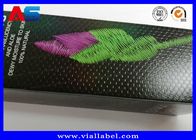 Caja de papel cosmética de encargo impresa color de Panton que empaqueta ULTRAVIOLETA grabada en relieve